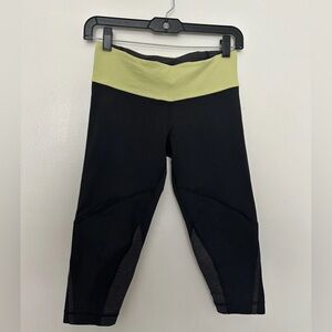 Lululemon Run: Inspire Crop II Mid Rise Capri Leggings Black Neon Size 4